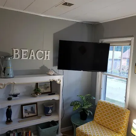 Experience South Haven - Little Yellow Cottage Extérieur photo